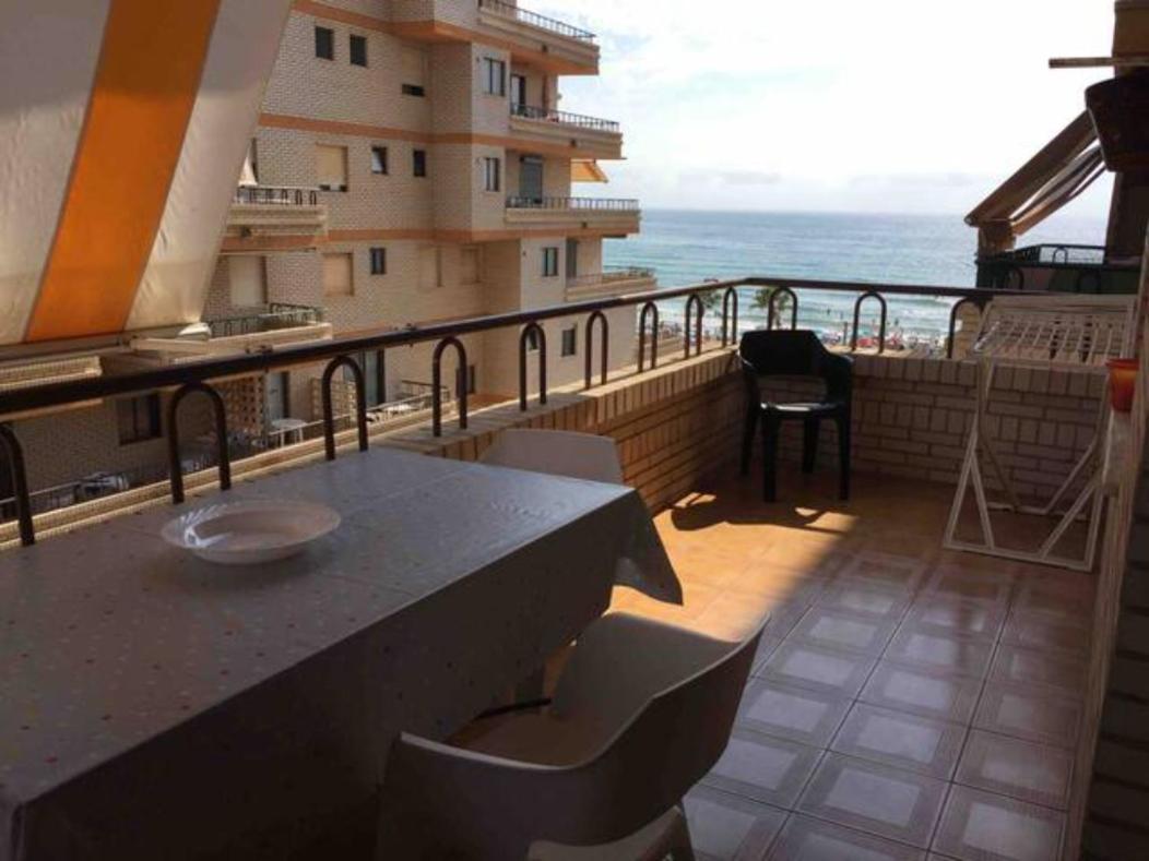 Apartamento Oropesa Del Mar En Primera Linea De Playa Екстериор снимка